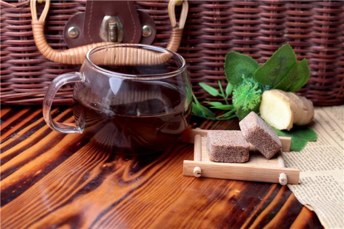 Чай имбиря здорового твердого напитка естественный с желтым сахарным песком хорошим для женщины